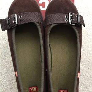 Women’s flat shoes